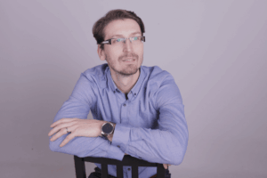 Dr. Tomas Petr. Ph.D.